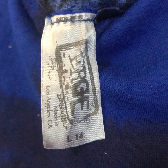 Blue/black tie dye w/ lace back and thumb holes - Picture 6 of 6